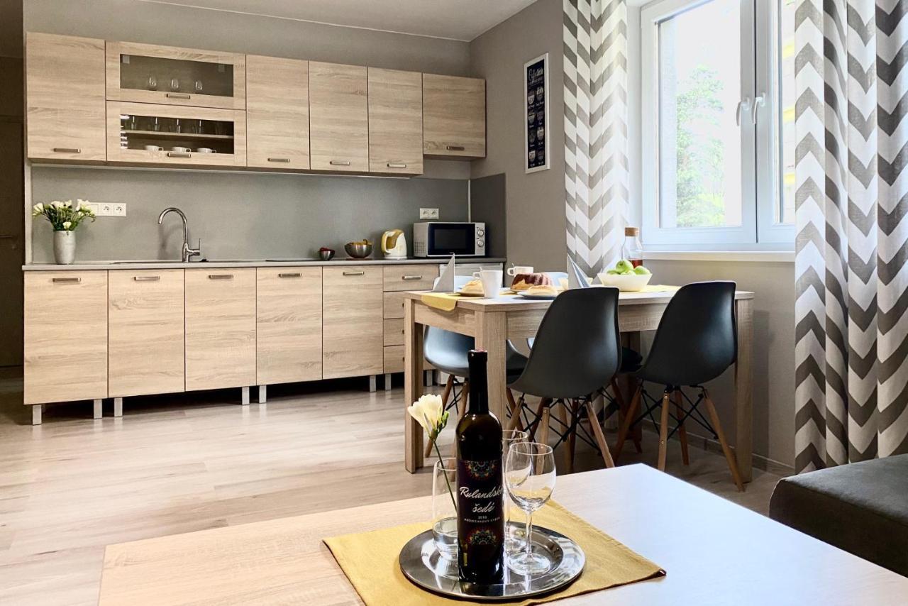 City Apartments Liptovsky Mikulas Luaran gambar